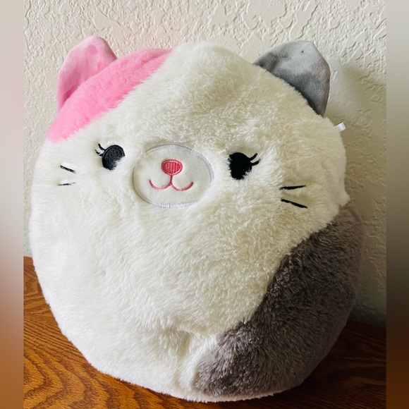 SQUISHMALLOWS FuzzaMallows - Karina The Fuzzy Cat - Soft Plush Stuffed Toy - 12” - Picture 1 of 5